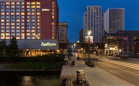 Radisson Riverside Rochester